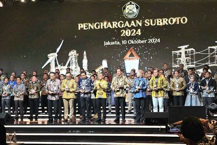 Penghargaan Subroto Award 2024  dianugerahkan kepada 68 perusahaan di  sektor energi dan sumber daya mineral.