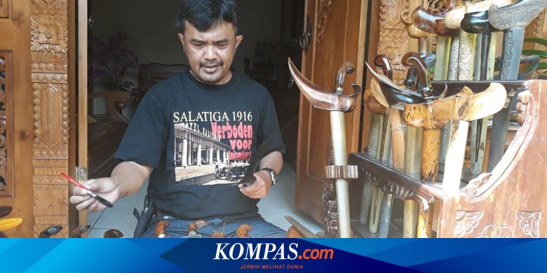 Melestarikan Kearifan Lokal lewat Jamasan Keris Satu Suro - Vimarsana News