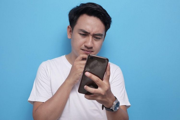 Tak sedikit pengguna paylater belum mampu mengukur kemampuan finansial sebelum melakukan pembelian secara online. Hal ini juga harus dihindari ketika seseorang hendak menggunakan paylater.