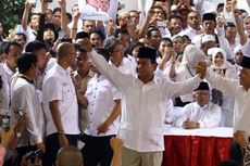 Prabowo-Hatta Pilih 5 Makam untuk Ditaburi Bunga