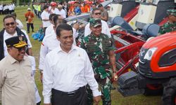 Mentan Amran Ajak Petani Kalteng Percepat Optimasi Lahan dan Pompanisasi