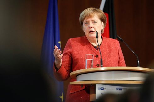 Euro 2020, Kanselir Jerman Angela Merkel Kritik Banyaknya Suporter di Stadion