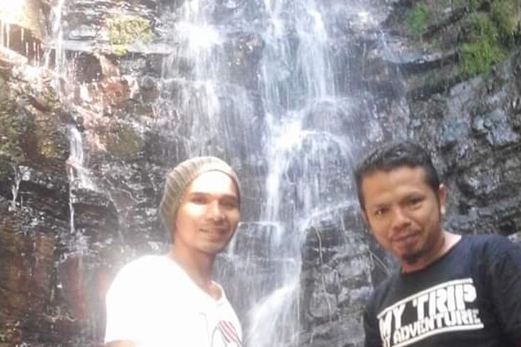 Keunikan Air Terjun Sunsa Wae Tai di Kampung Tado, Desa Ranggu, Kecamatan Kuwus Barat, Manggarai Barat, Flores, NTT, Jumat, (12/4/2019).  