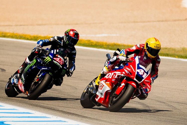 Aleix Espargaro saat berlaga pada MotoGP Spanyol 2025