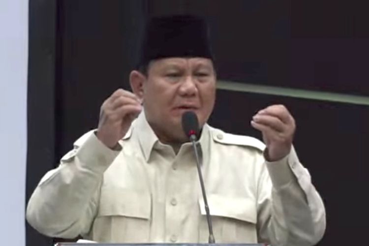 Capres nomor urut 2, Prabowo Subianto saat memberikan paparan pada Mukernas MUI ke III 2023 yang disiarkan secara daring pada Sabtu (2/12/2023).