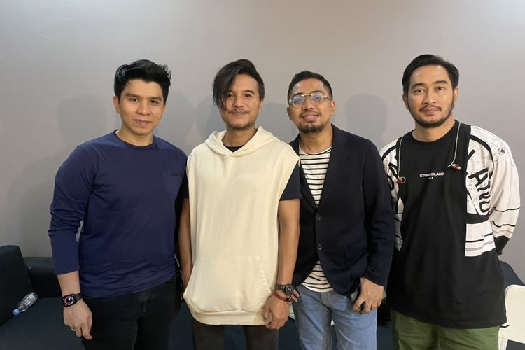 Grup band Govinda saat ditemui di kawasan  Kebayoran Baru, Jakarta Selatan, Selasa (19/7/2022). 