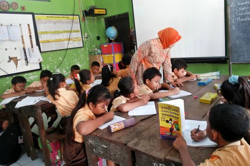 Pemerintah Pastikan Tunjangan Guru Madrasah Non-PNS Tetap Dibayarkan