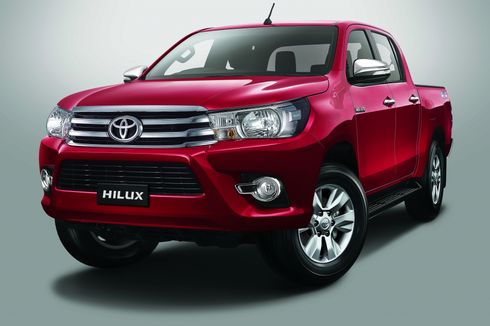Toyota Hilux Punya Tampang dan Mesin Baru