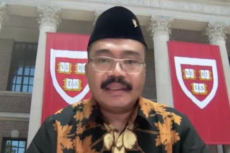 Pemikir Kebhinekaan, Sukidi dalam Diskusi dan Peluncuran Buku Karya Lengkap Bung Hatta Jilid 9: Agama, Dasar Negara dan Karakter Bangsa yang digelar LP3ES secara virtual, Selasa (30/4/2024).