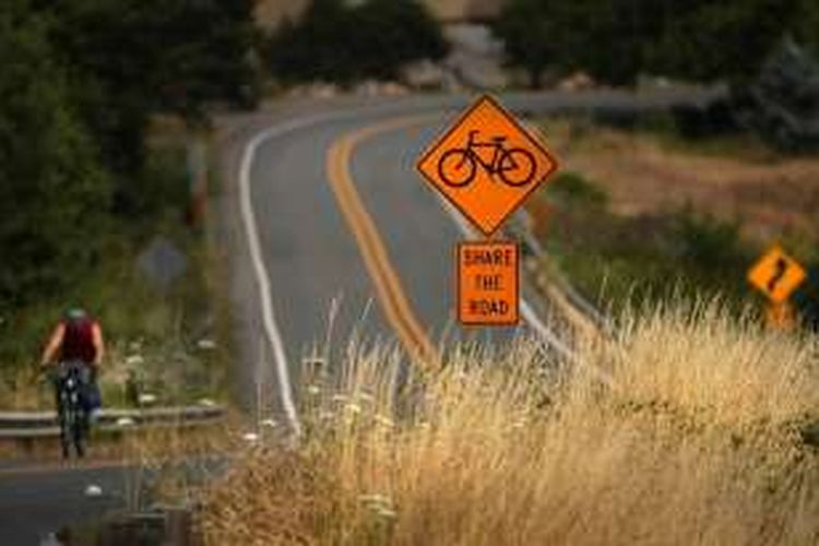 Ilustrasi jalan sepeda.