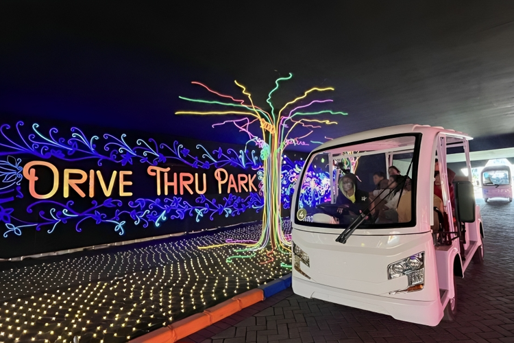 Salah satu spot di destinasi Drive Thru Park, yang terletak di Jatim Park 2, Kota Batu, Jawa Timur. ANTARA/HO-Jatim Park Group.