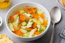 Sup Ayam dan Makanan Lain yang Bisa Tingkatkan Imunitas
