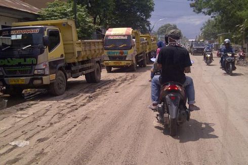 Pasca-banjir, Kota Bima Mulai Diselimuti Debu