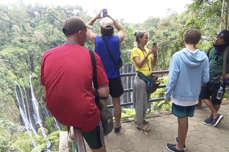 Turis Gagal ke Bromo, Kunjungan Wisatawan Asing ke Tumpak Sewu Naik 40 Persen