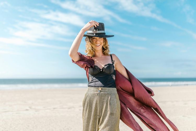 10 Ide OOTD Musim Kemarau, Nyaman dan Stylish