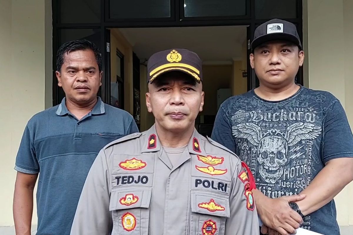 Kapolsek Pesanggrahan Kompol Tedjo Asmoro saat jumpa pers di kantornya, Rabu (29/11/2023).