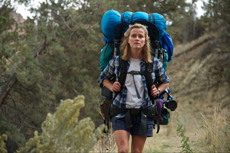 Reese Witherspoon dalam film Wild (2014).