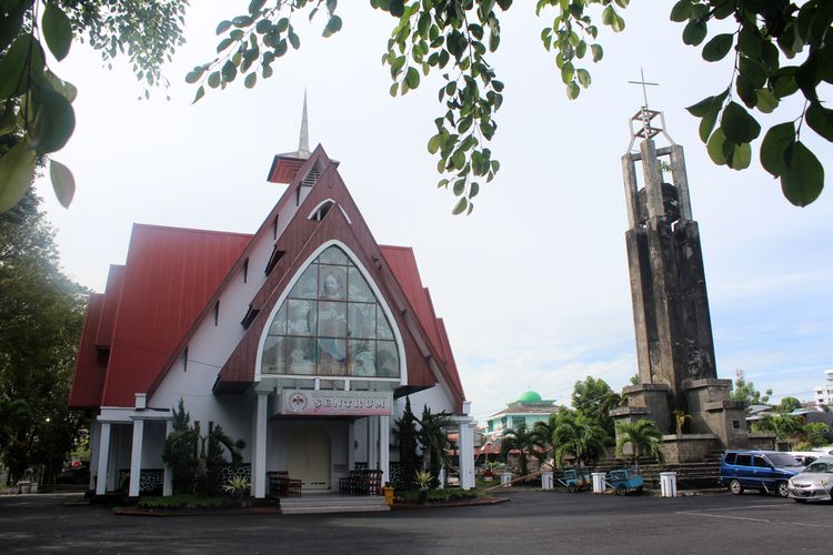 Gereja Sentrum Manado, salah satu gereja tertua di Indonesia