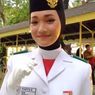 Indrian, Putri Asal Aceh yang Dipilih Membawa Baki Bendera Merah Putih
