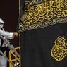 Kiswah Kain Penutup Kabah Mulai Digulung, Tandai Permulaan Haji 2021