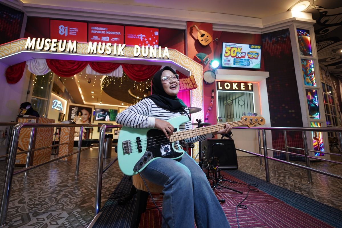 Melalui Challenge Interaksi Musik, pengunjung diajak membawakan lagu nasional sebagai bagian dari rangkaian Merdeka di Jatim Park.