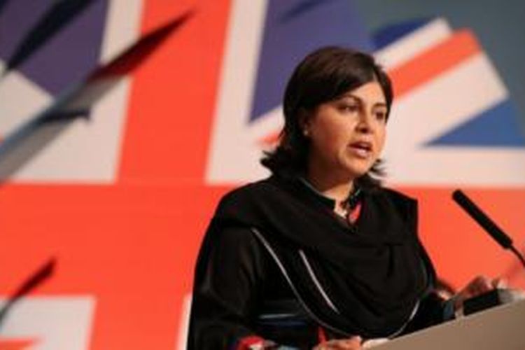 Sayeeda Warsi masuk kabinet pada 2010 ketika David Cameron menjadi PM Inggris.