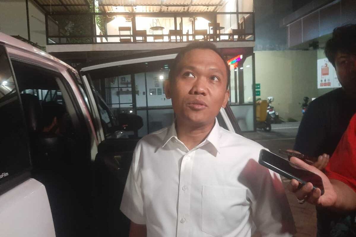 Mantan Bupati Lumajang Thoriqul Haq hadiri pemeriksaan di Mapolda Jatim, Selasa (3/9/2024) sore.