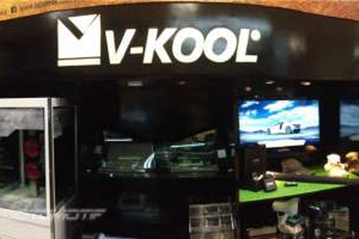Booth V-Kool  di Ace Hardware Artha Gading.
