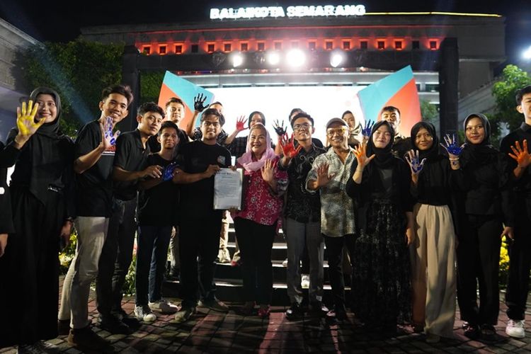 Wali Kota Semarang Hevearita Gunaryanti Rahayu saat menghadiri kegiatan Townhall Muda Festival Semarang 2024 bertema Inovasi Pembangunan Kota Semarang serta Peran Pemuda dan Kebijakan Cerdas di Balai Kota Semarang, Sabtu (6/7/2024).
