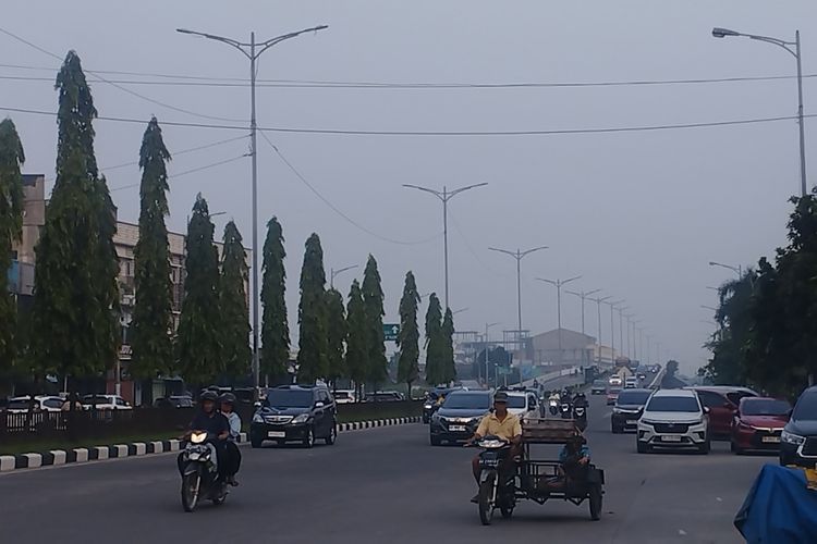 Kota Medan Masih Diselimuti Kabut Asap, Waspadai Kenaikan Kasus ISPA