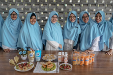 Lewat Kedai Kreatif Susu Kental Manis Frisian Flag, para Ibu dari Depok dan Bogor Kolaborasi Tingkatkan Keahlian