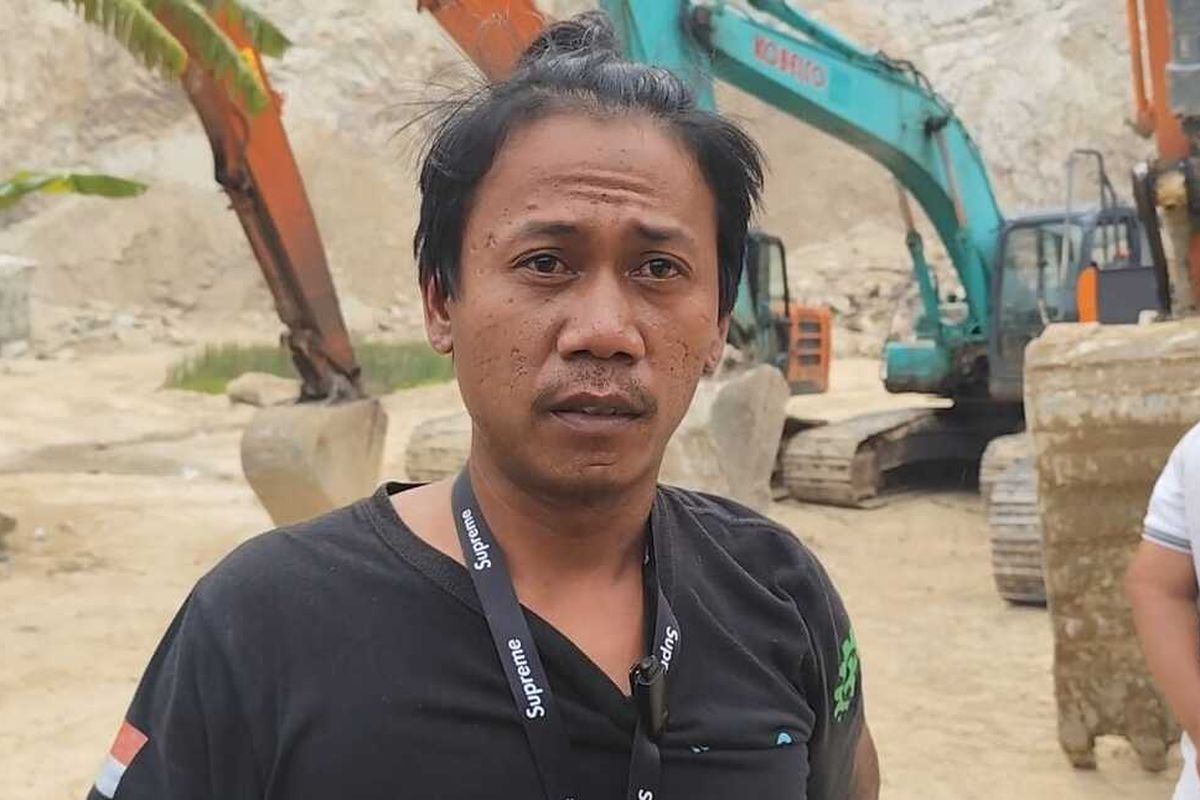 Rahmat, salah satu operator pencari korban yang juga saksi mata, menceritakan detik detik terjadinya longsor kepada Kompas.com di lokasi pada Selasa (3/6/2025) petang.