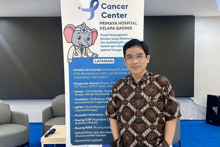 Dokter Spesialis Kandungan dan Kebidanan Subspesialis Onkologi, dr. Kartiwa Hadi N, Sp.OG, Subsp. Onk dalam seminar medis “Advancing Cancer Care: Peran HIPEC dalam Meningkatkan Survival pada Kanker dengan Keterlibatan Peritoneal” di Primaya Hospital Kelapa Gading, Selasa (28/4/2026).