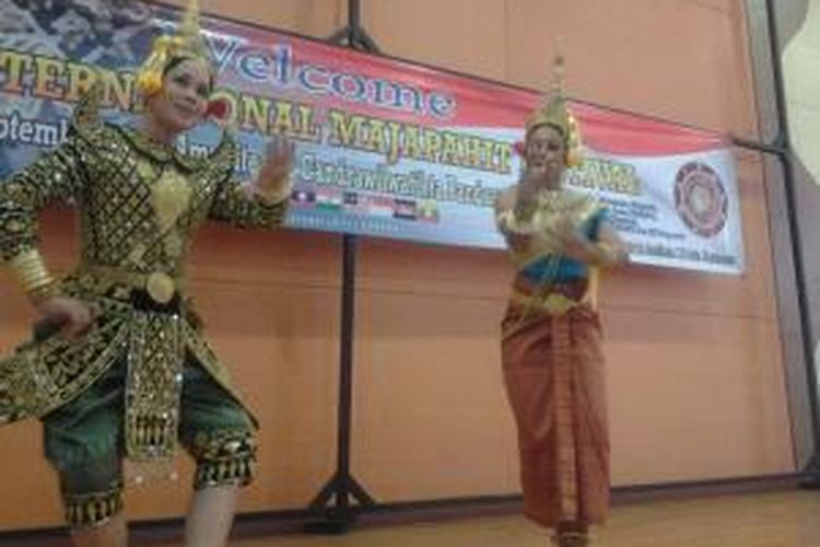 Sembilan negara di Asia akan menampilkan sendratari Ramayana pada Festival Internasional Majapahit yang akan digelar di Aman Chandrawilwatikta, Pandaan, Jawa Timur, Rabu (11/9/2013). 