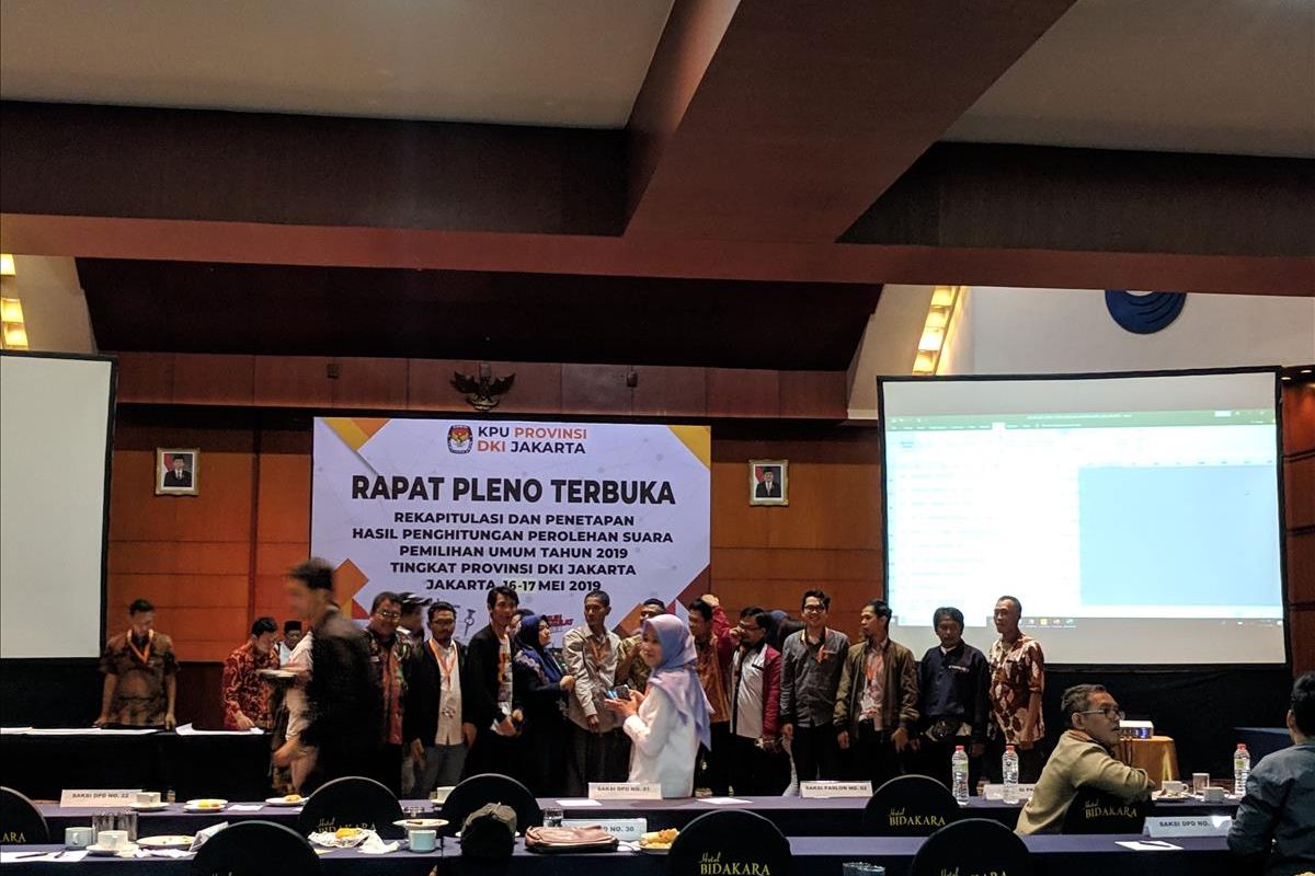 penandatanganan hasil rekapitulasi DPD Provinsi DKI Jakarta