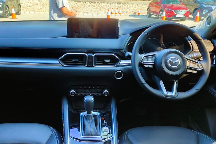 Interior New Mazda CX-5 