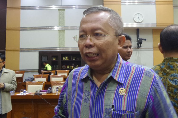 Anggota Komisi III DPR dari Fraksi Partai Persatuan Pembangunan (PPP), Arsul Sani di Kompleks Parlemen, Senayan, Jakarta, Rabu (29/3/2017).