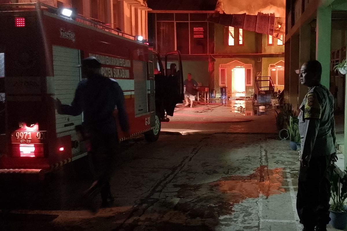 Kebaran terjadi di Yayasan Az-zain yang beralamat di Kampung Cibalung RT 3 RW 04, Desa Talaga, Kecamatan Caringin, Kapaten Sukabumi, Jawa Barat, Kamis (29/8/2024)