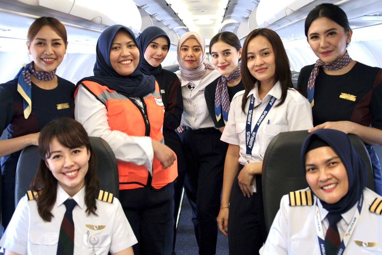 Peringati Hari Kartini, Pelita Air persembahkan Kartini Flight dengan melibatkan pilot dan awak kabin berjenis kelamin perempuan 