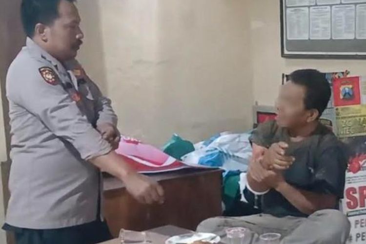 Sopir bus yang membawa rombongan RS Bina Sehat Jember ke Gunung Bromo, Jawa Timur sudah merasakan rem bus sudah tidak enak di tengah perjalanan.