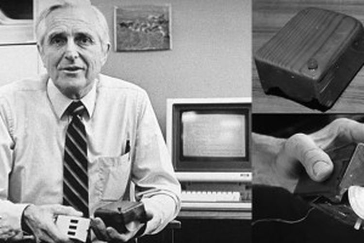 Douglas Engelbart, pencipta mouse komputer.