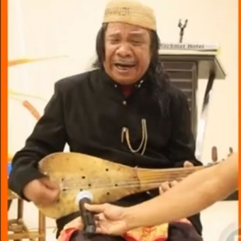 [Tangkapan Layar] alat musik Gambusi, Gorontalo 