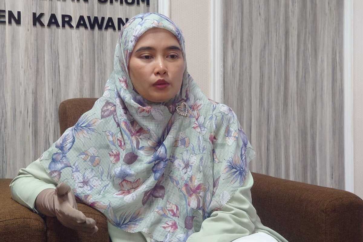 Ketua KPU Karawang Mari Fitriana