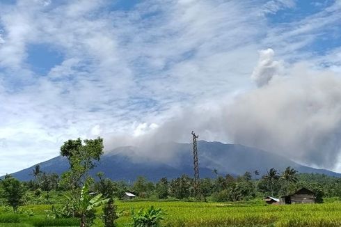 10 Gunung yang Ada di Sumatera Barat, Salah Satunya Gunung Marapi