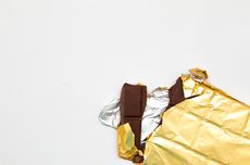 Kenapa Cokelat Kemasan Banyak Dibungkus dengan Aluminium Foil?