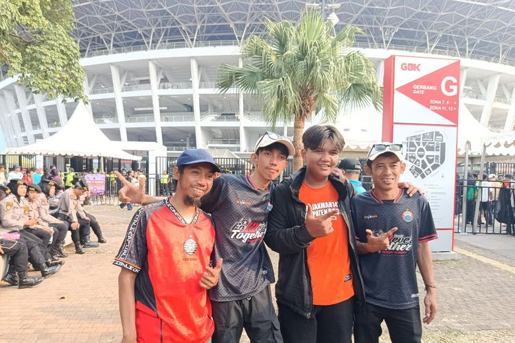 Kangen Nonton Persija di GBK, Jakmania Bogor Berangkat Naik 60 Bus ke Jakarta