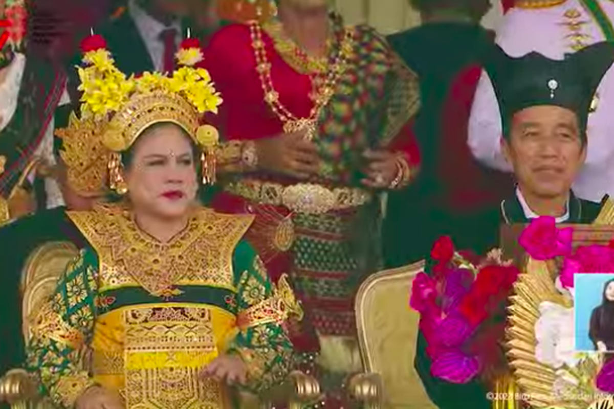 Iriana Jokowi di upacara HUT ke-78 RI dengan kostum adat tari legong, Bali