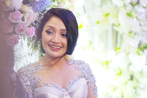 Profil Siti Badriah, Sang Pelantun Lagu Lagi Syantik