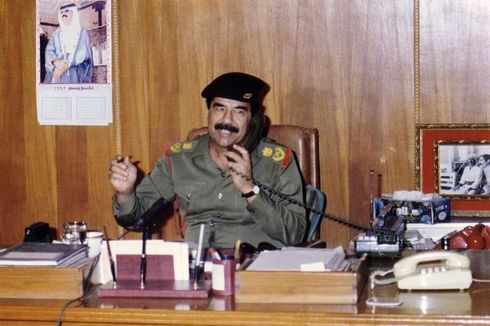 Hari Ini dalam Sejarah: Mantan Diktator Irak, Saddam Hussein, Ditangkap