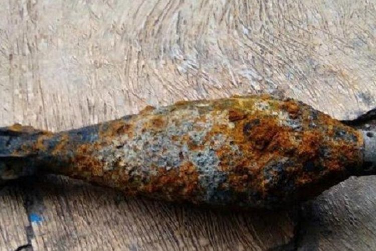 Inilah mortir yang ditemukan oleh seorang pria di Tlogosari Wetan, Pedurungan, Kota Semarang, Jawa Tengah.